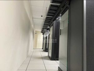 Read more about the article 公家機關雲端機房建置開箱 (RACK結構化佈線系統、FM200全自動滅火系統、UPS不斷電電力系統、AC精密型空調系統、WEB環境監控系統)